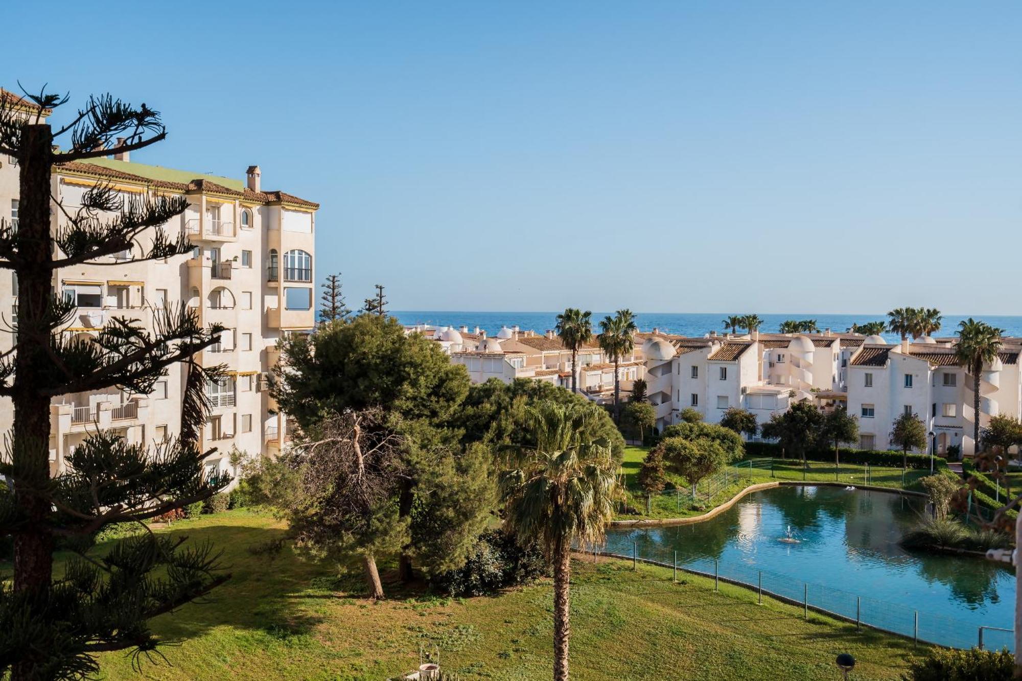 Apartamento Torrox Laguna Beach Exterior photo